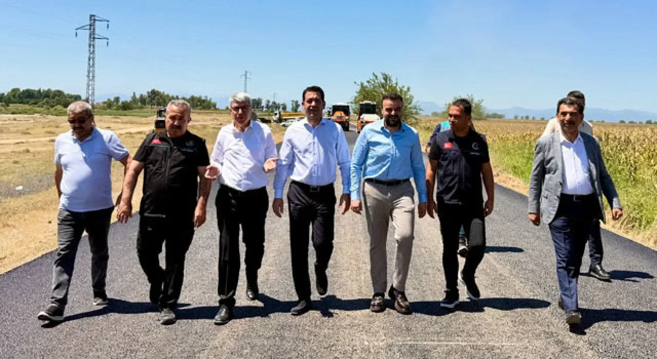 AK Parti Heyeti Asfalt Çalışmalarını Yerinde İnceledi