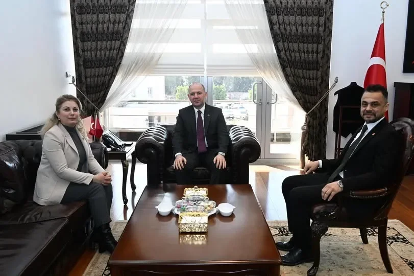 Asu Kaya’dan Vali Serdengeçti’ye Ziyaret