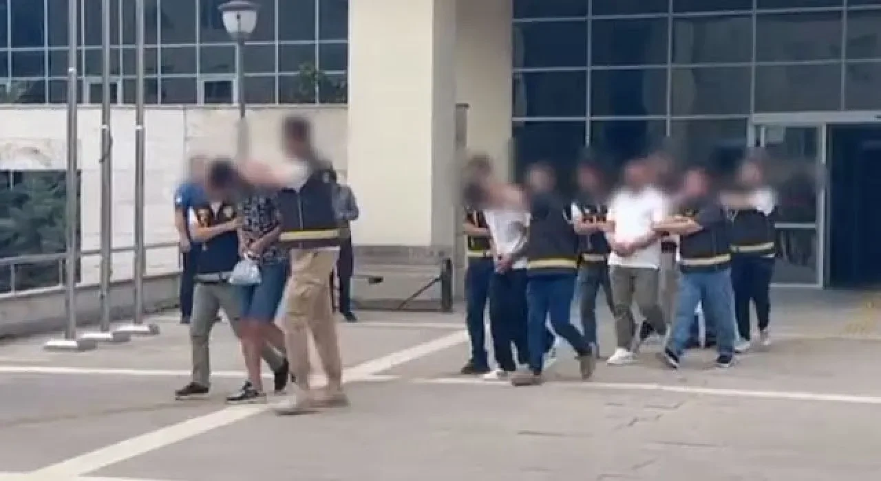 AVM Önündeki Silahlı Kavga Sonrası 6 Kişi Tutuklandı