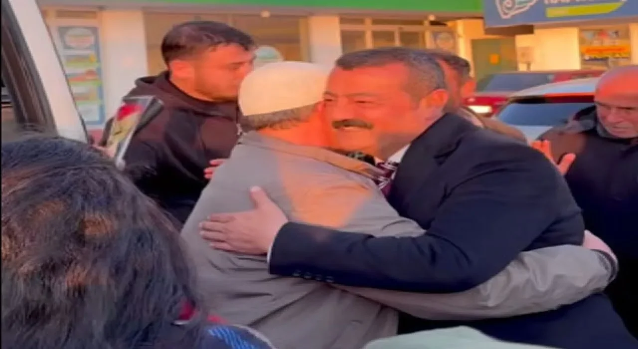 Başkan Ökkeş Aksoy Umreden Dönen Hemşerileri Karşıladı