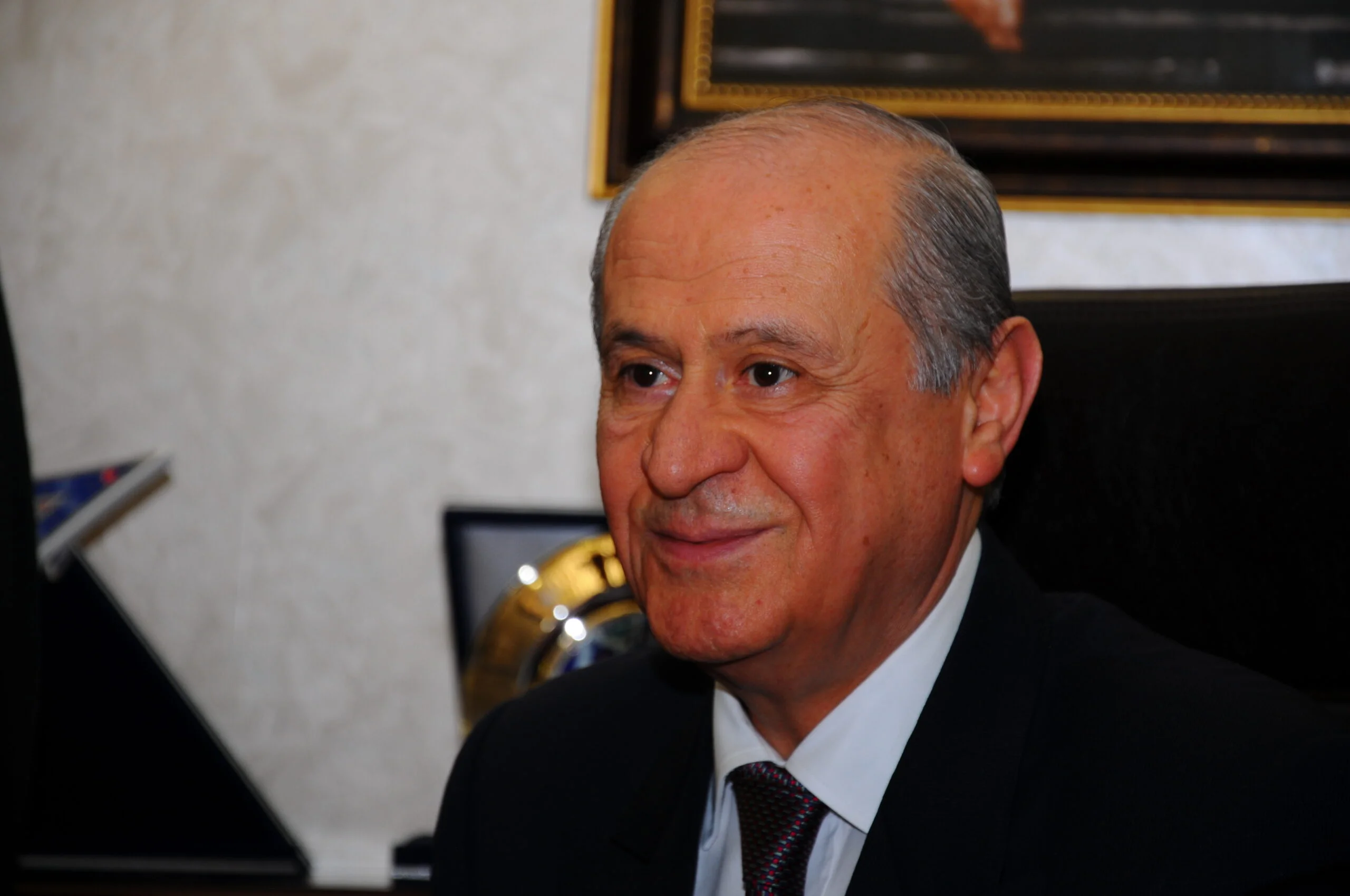 Devlet Bahçeli'den Ferdi Tayfur İçin Taziye Mesajı