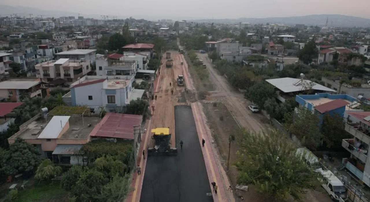 Dumlupınar Mahallesi’nde Yol Yenileme Çalışmaları Bitiyor