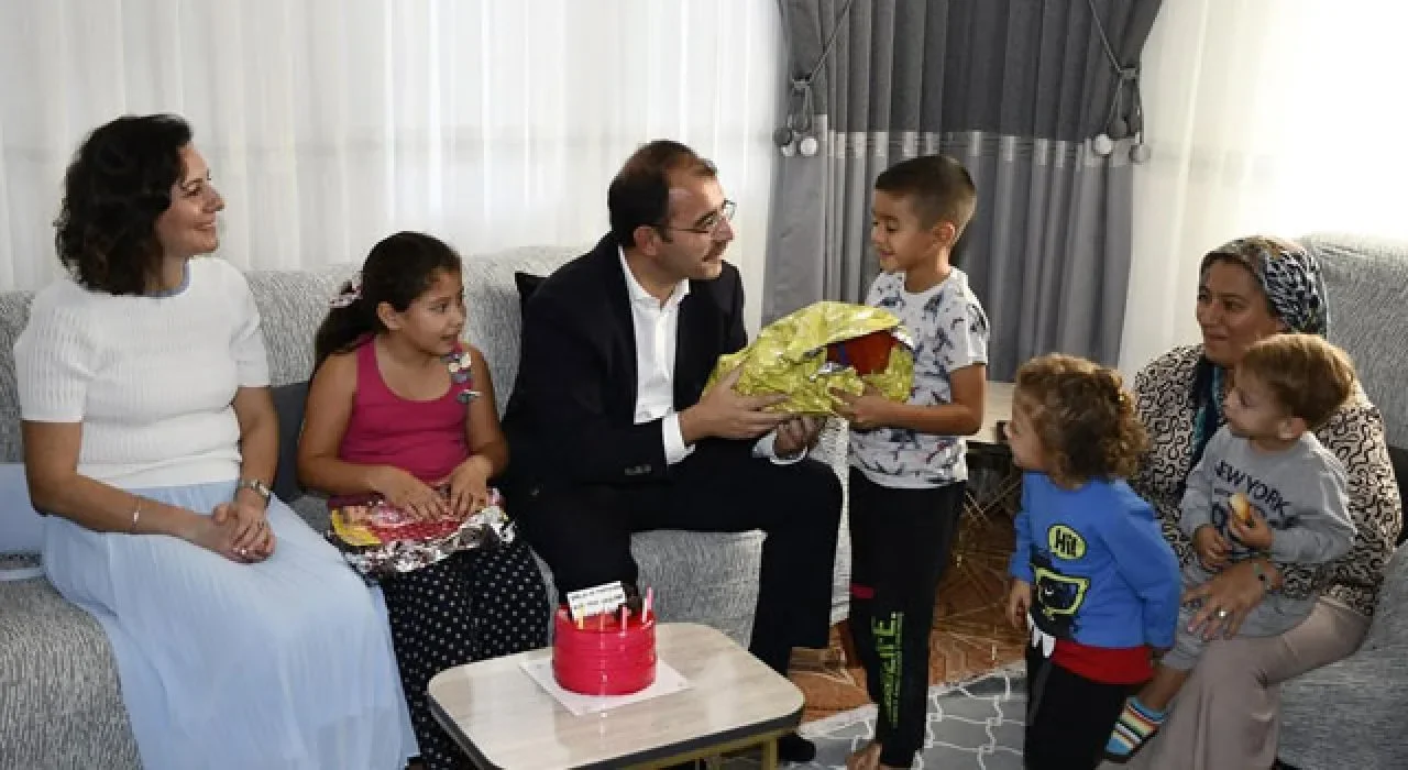 Kadirli Kaymakamı Dolu’dan Küçük Hazal Su’ya Sürpriz