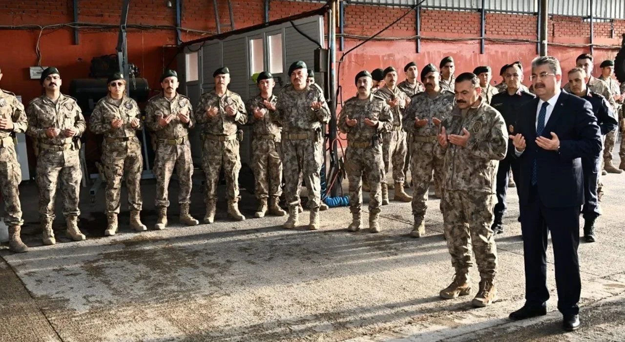 Kahraman Polisler Osmaniye’den Dualarla Yola Çıktı