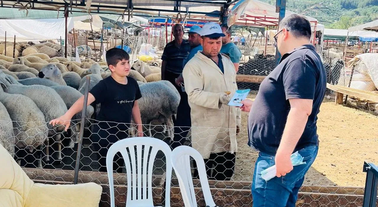 Kurbanlık Satış Yerlerinde Sağlık Bilgilendirmesi