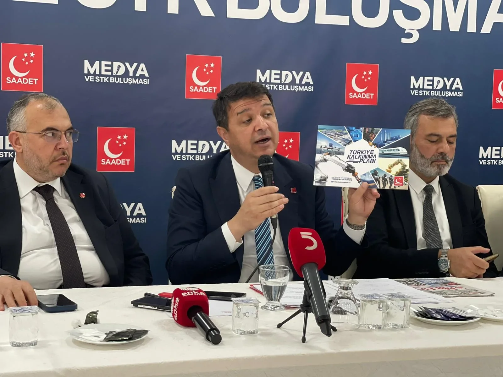 Mahmut Arıkan Osmaniye’de Gündemi Değerlendirdi