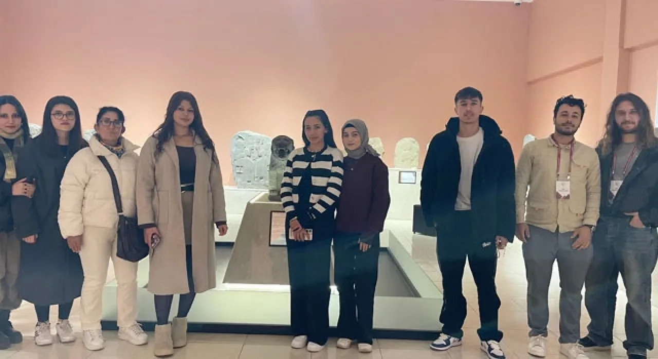OKÜ Arkeoloji Öğrencileri Sahada Eğitim Aldı