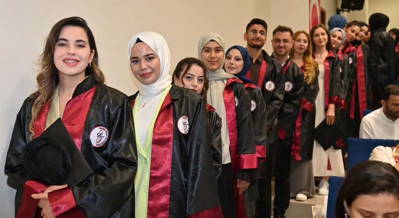 OKÜ’lü Hemşire Adayları Yeminle Mesleğe Başladı