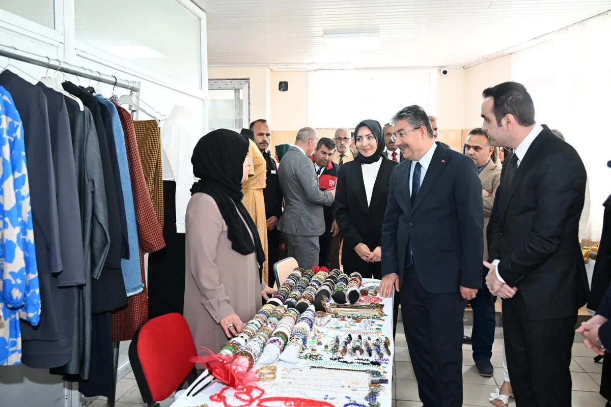 Osmaniye ADEM Yıl Sonu Sergisi Yoğun İlgi Gördü