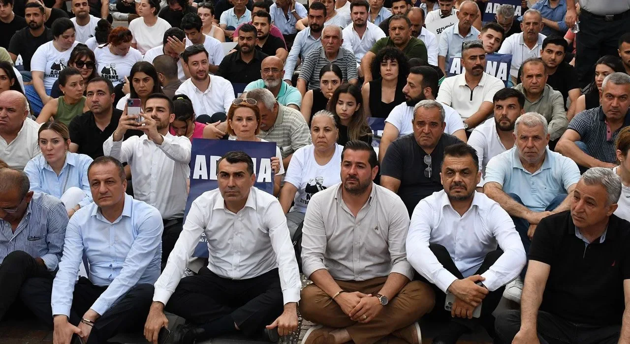 Osmaniye CHP, Zeydan Karalar’a Sahip Çıktı