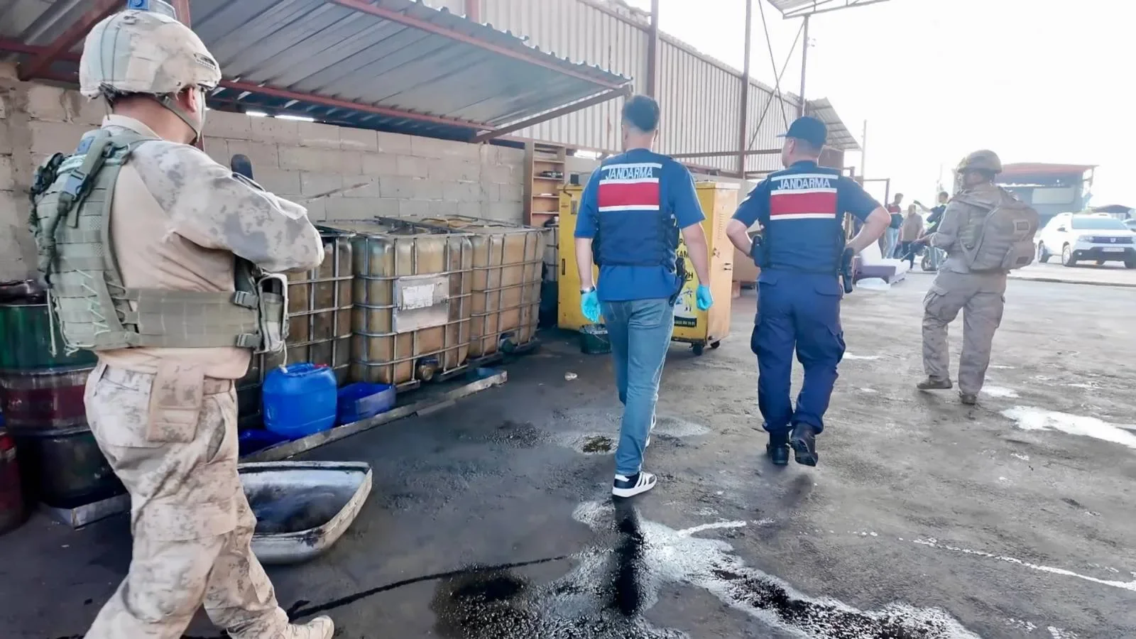 Osmaniye’de 4 Bin 248 Litre Kaçak Akaryakıt Ele Geçti