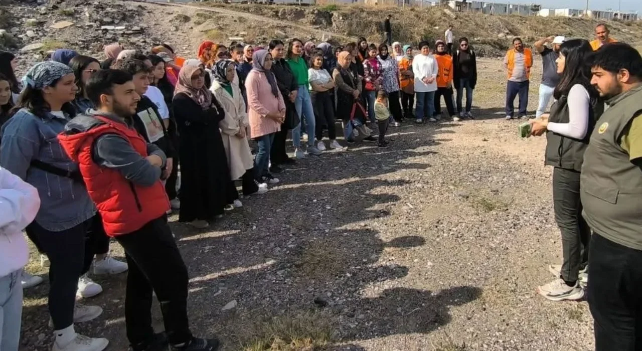 Osmaniye’de Afetzedelere Orman Yangını Eğitimi!