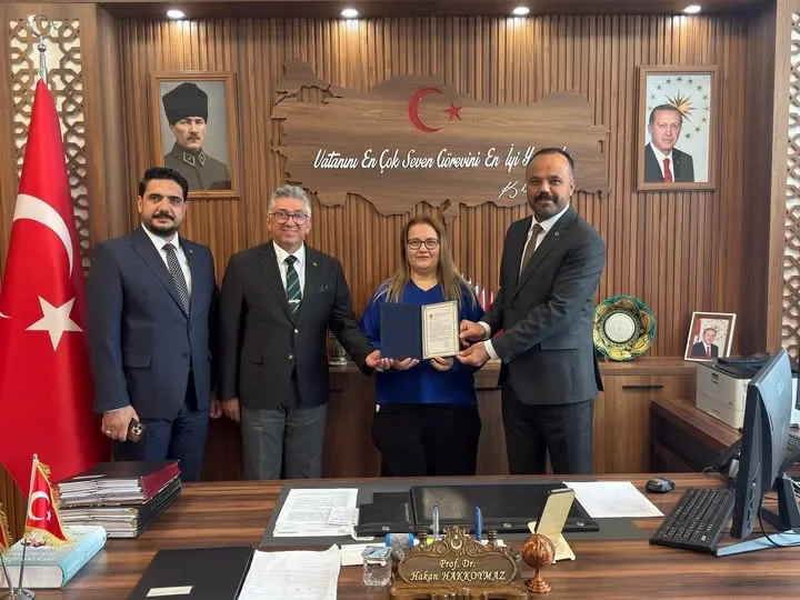 Osmaniye’de Anlamlı Bağışa Plaket Takdimi