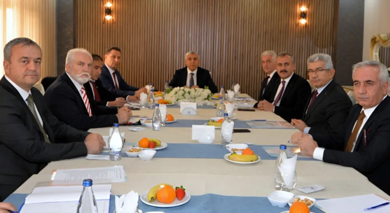 Osmaniye’de İlçe Milli Eğitim Müdürleri Toplandı