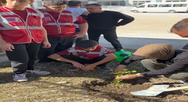 Osmaniye’de Öğrencilerden Yeşil Vatan’a Destek