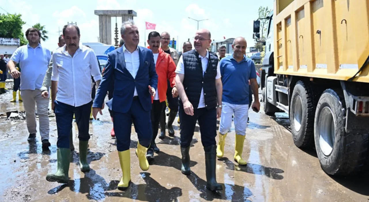 Osmaniye'de Sağanak Sonrası Sanayi Sitesinde Seferberlik