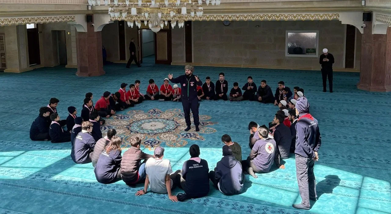 Toprakkale’de İzciler İçin Manevi Kamp Düzenlendi